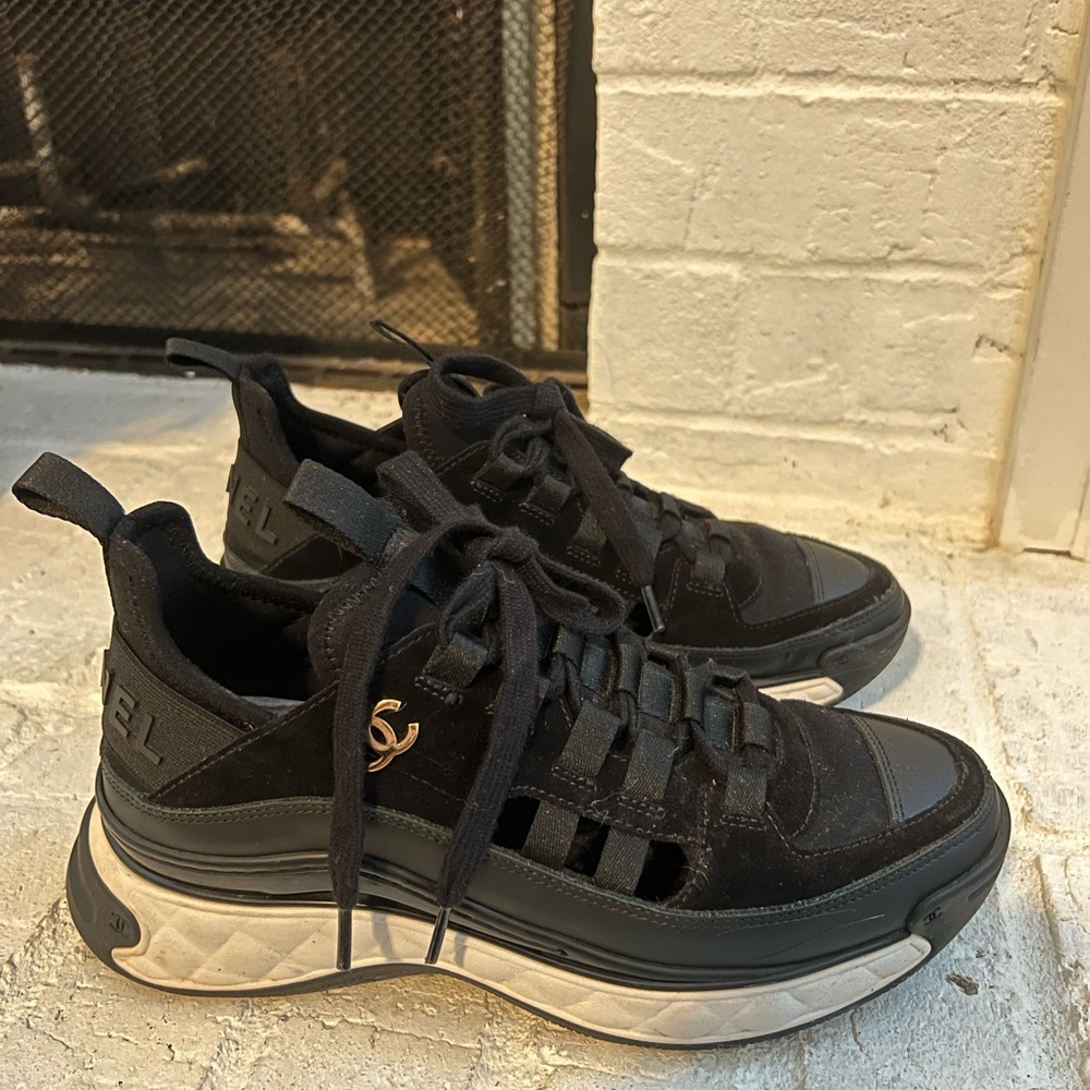 Black Chanel Velvet Calfskin CC sneakers! In perfect condition!